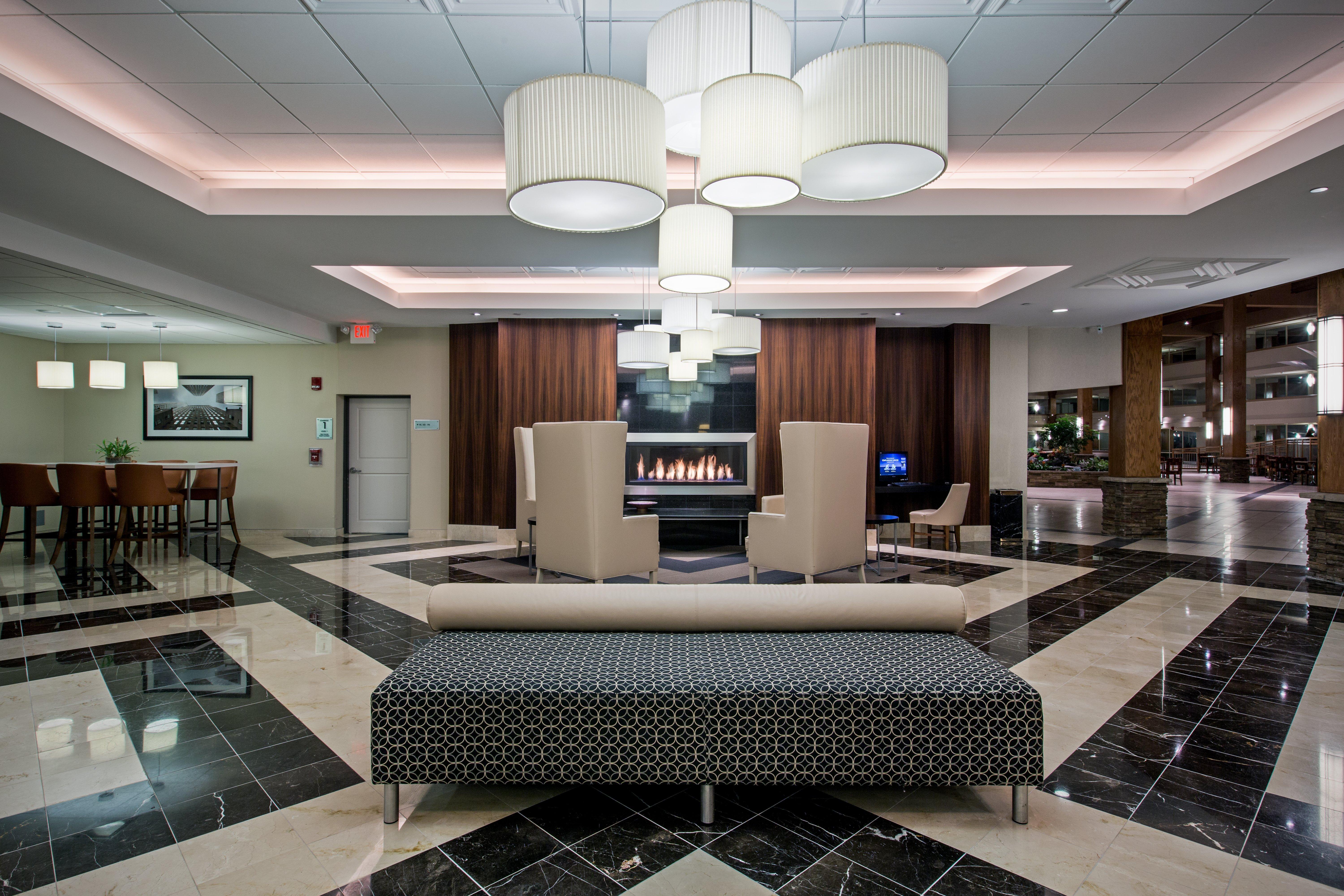 Crowne Plaza Suffern-Mahwah By Ihg Hotel Exterior photo