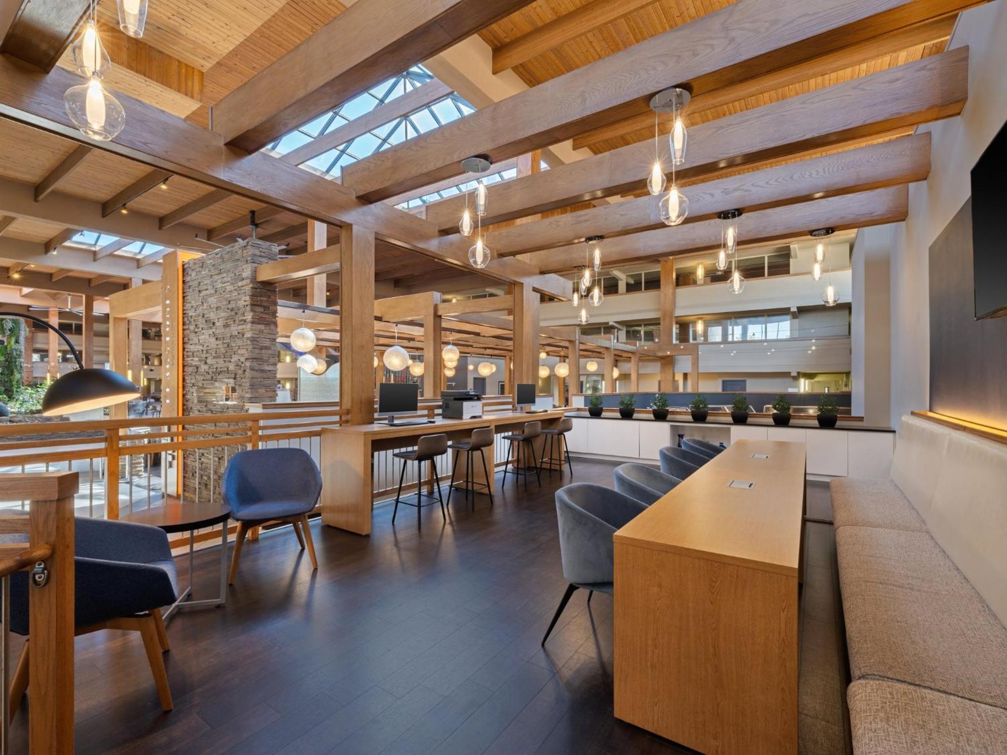 Crowne Plaza Suffern-Mahwah By Ihg Hotel Exterior photo