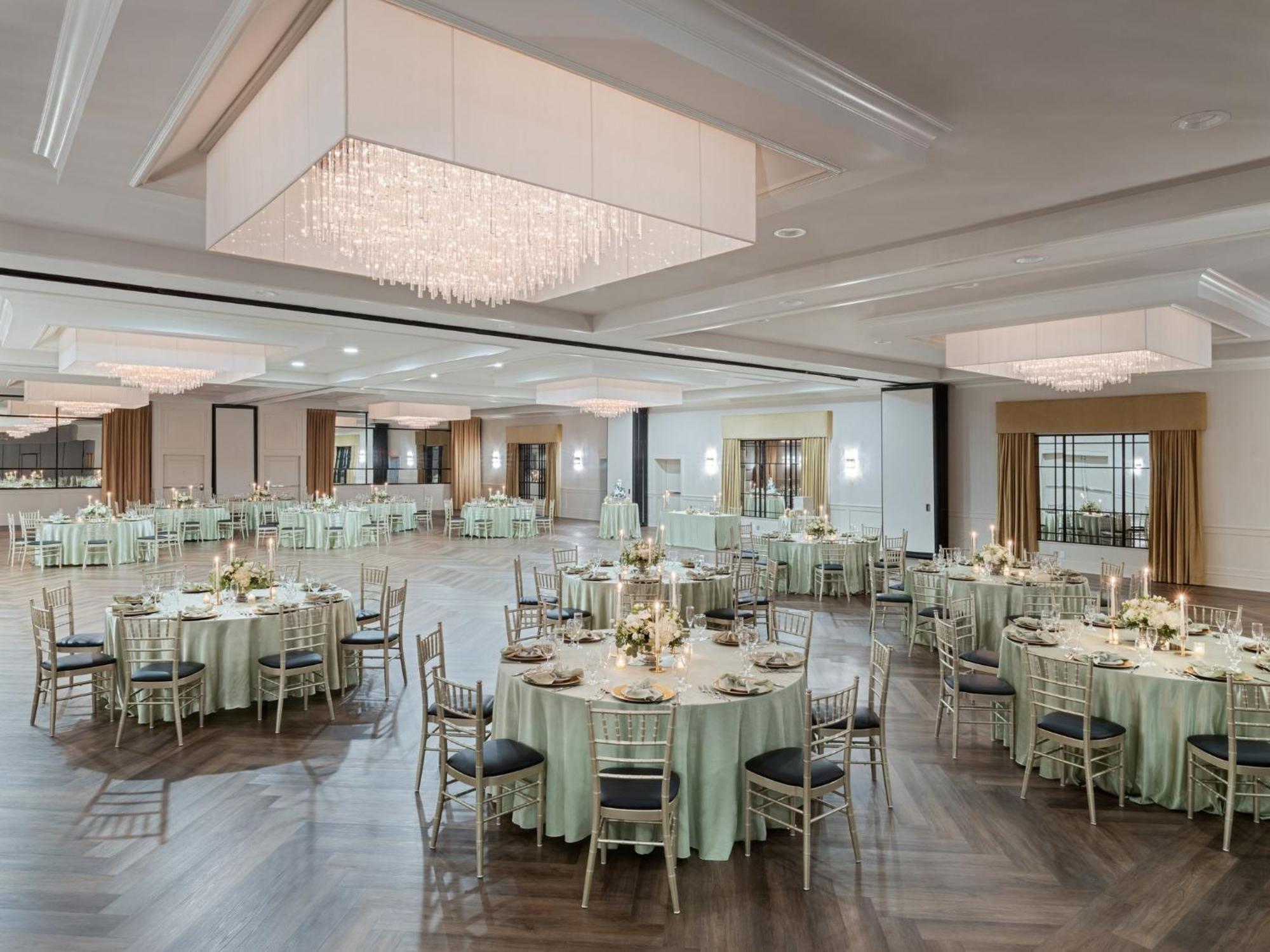 Crowne Plaza Suffern-Mahwah By Ihg Hotel Exterior photo