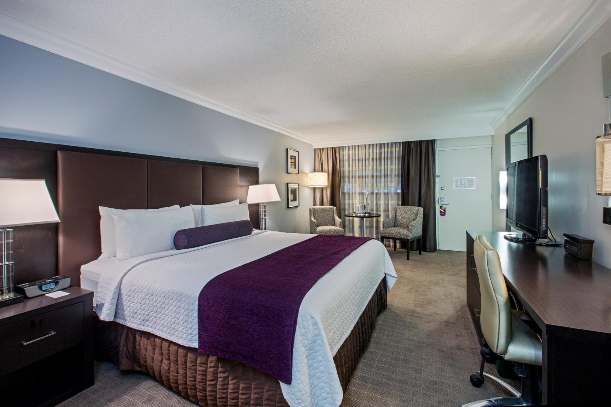 Crowne Plaza Suffern-Mahwah By Ihg Hotel Exterior photo